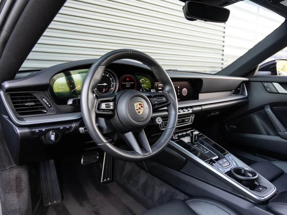 2024 Porsche 992 Carrera - Image 4 of 31