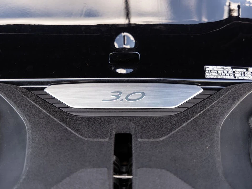 2024 Porsche 992 Carrera - Image 28 of 31