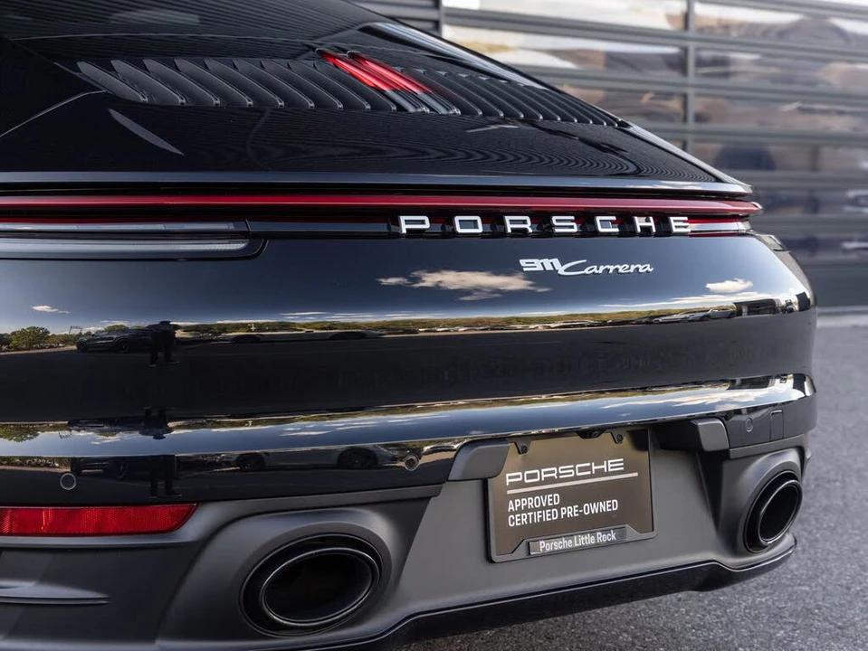 2024 Porsche 992 Carrera - Image 12 of 31