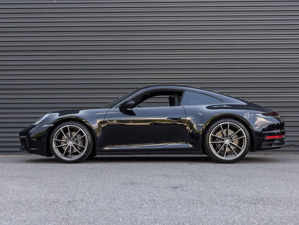 2024 Porsche 992 Carrera - Image 2 of 31