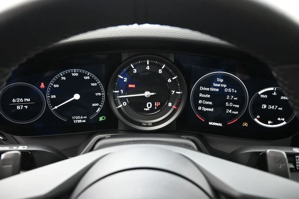2024 Porsche 992 Carrera - Image 8 of 31