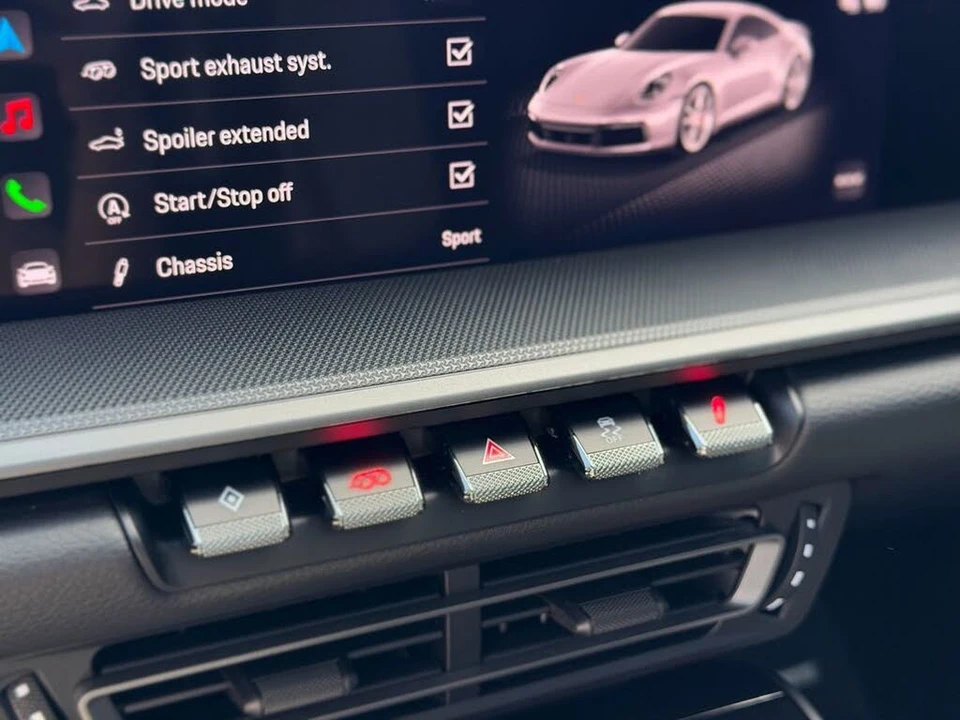 2024 Porsche 992 Carrera - Image 17 of 29