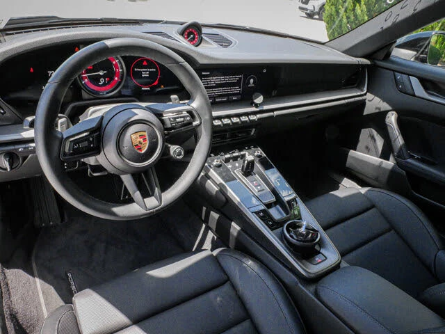 2024 Porsche 992 Carrera - Image 28 of 31