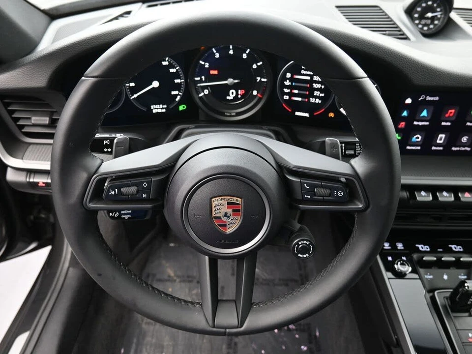 2024 Porsche 992 Carrera - Image 10 of 31