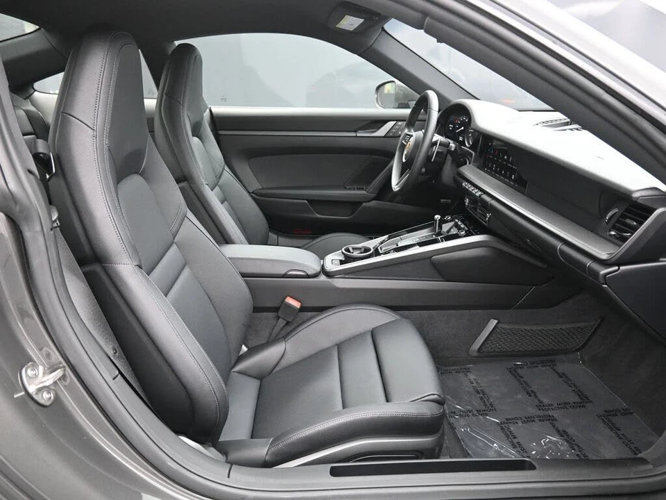 2024 Porsche 992 Carrera - Image 28 of 31