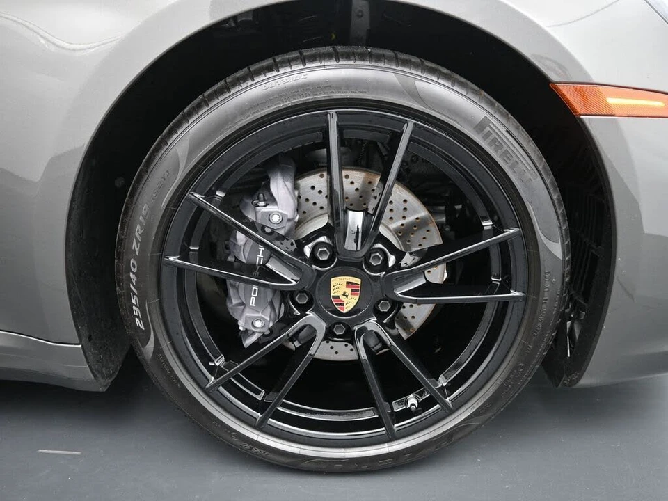 2024 Porsche 992 Carrera - Image 9 of 31