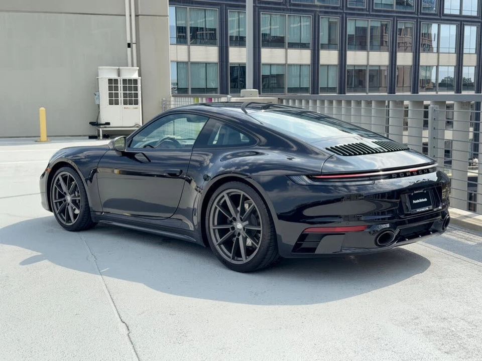 2024 Porsche 992 Carrera - Image 3 of 31