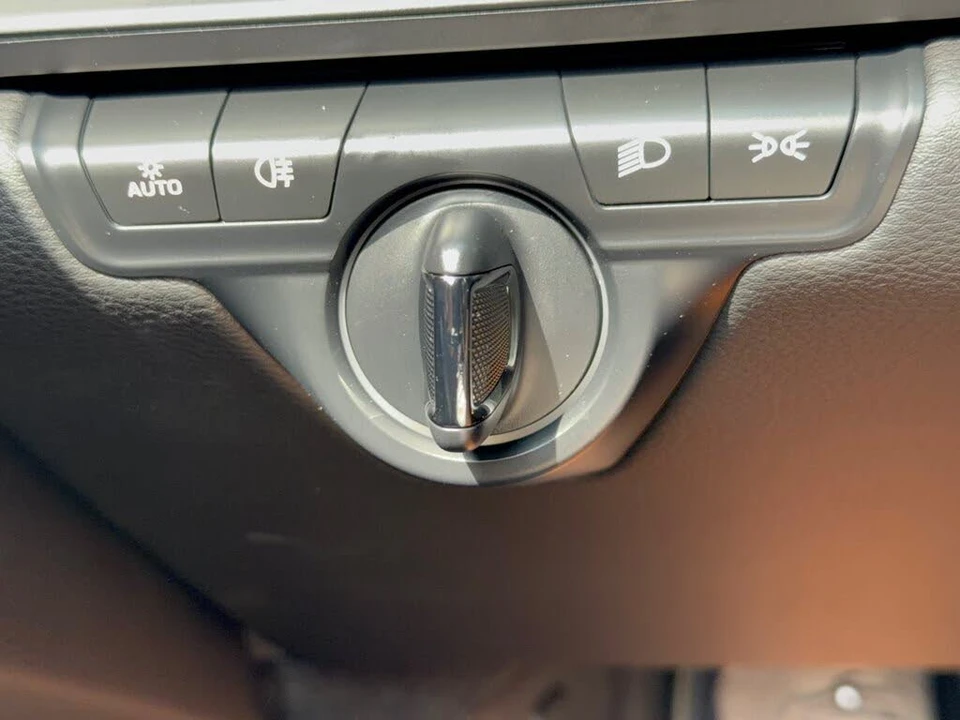 2024 Porsche 992 Carrera - Image 20 of 31