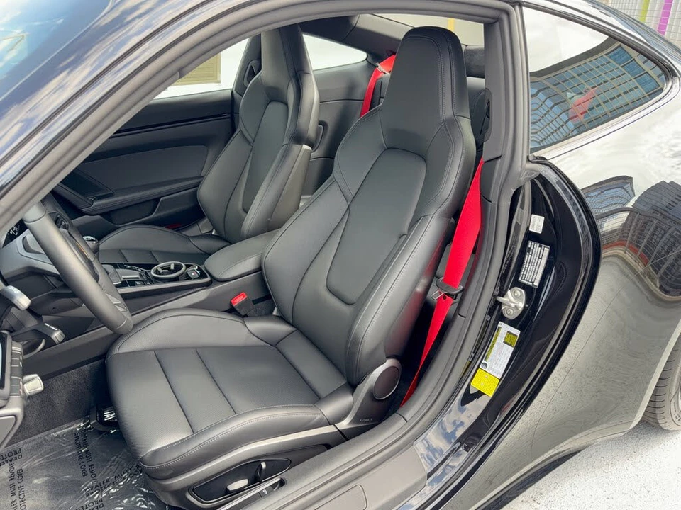 2024 Porsche 992 Carrera - Image 5 of 31