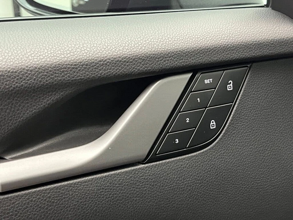 2024 Porsche 992 Carrera - Image 28 of 31