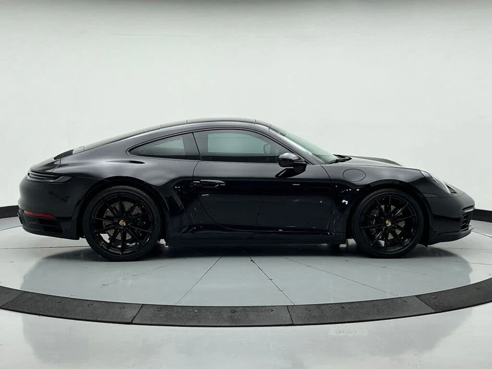 2024 Porsche 992 Carrera - Image 10 of 31