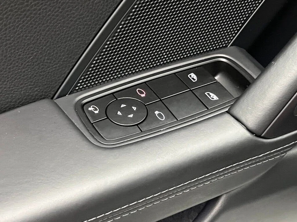 2024 Porsche 992 Carrera - Image 27 of 31