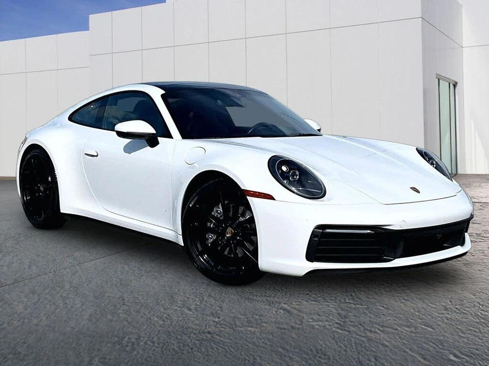 2024 Porsche 992 Carrera - Image 9 of 26