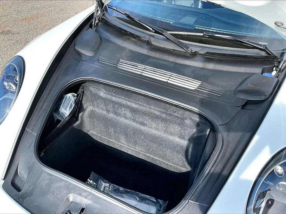 2024 Porsche 992 Carrera - Image 24 of 26