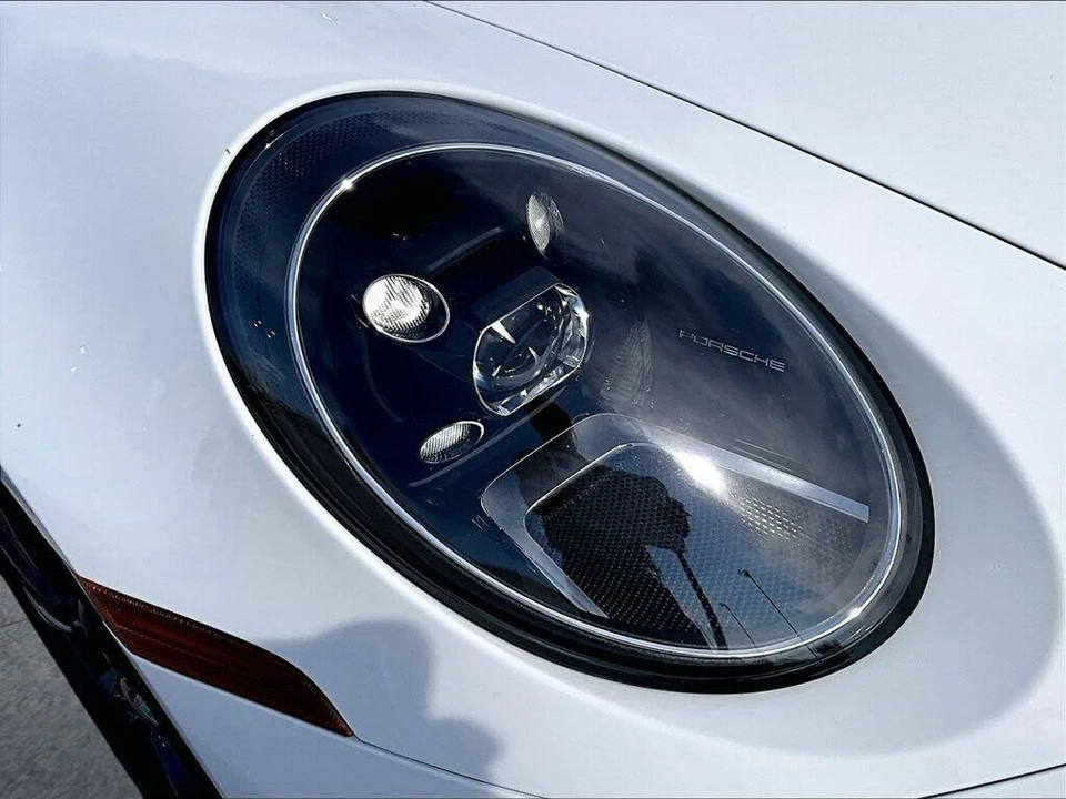 2024 Porsche 992 Carrera - Image 12 of 26