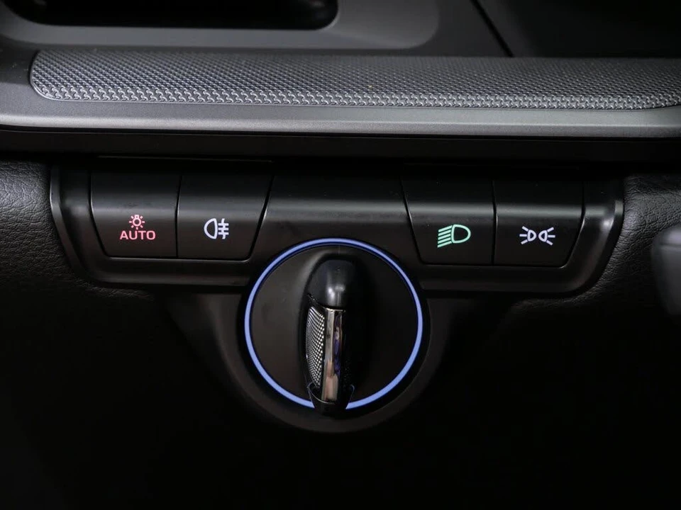 2024 Porsche 992 Carrera - Image 17 of 27