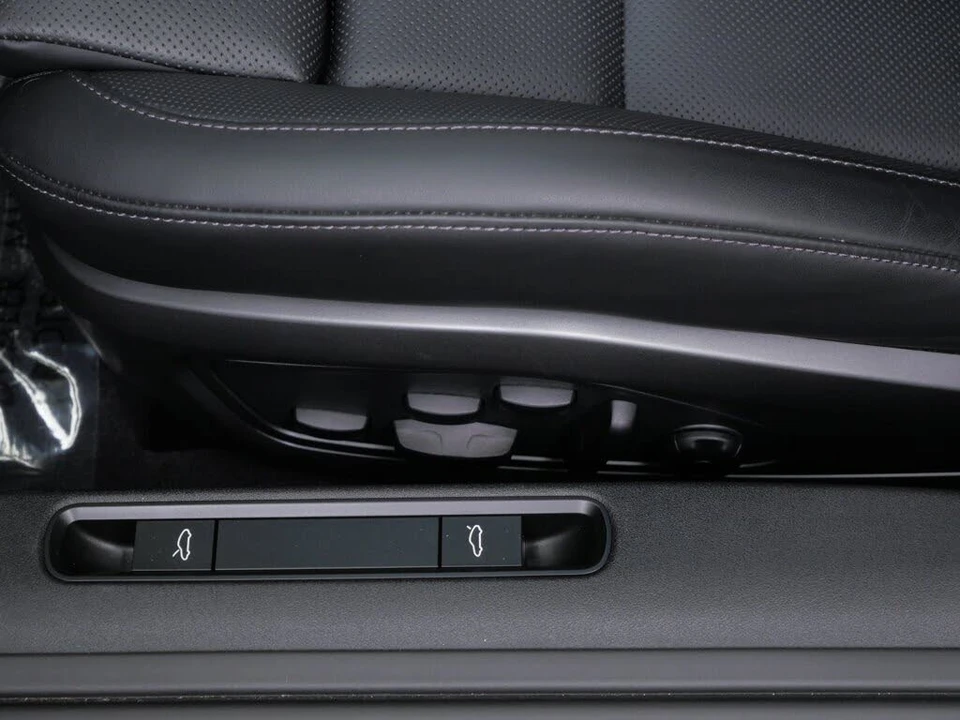 2024 Porsche 992 Carrera - Image 12 of 27