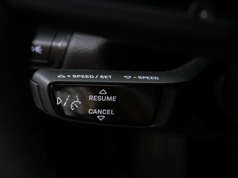2024 Porsche 992 Carrera - Image 21 of 27