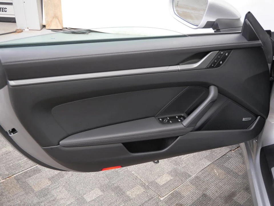 2024 Porsche 992 Carrera - Image 11 of 27