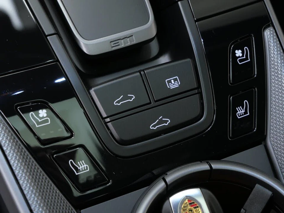2024 Porsche 992 Carrera - Image 25 of 27