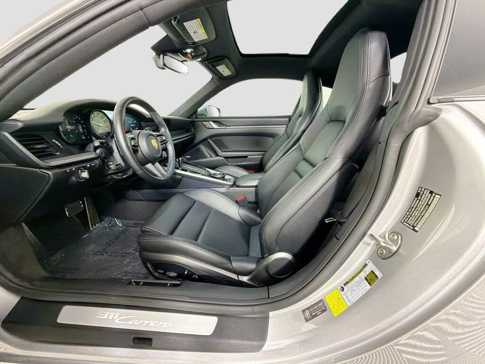 2024 Porsche 992 Carrera - Image 22 of 30
