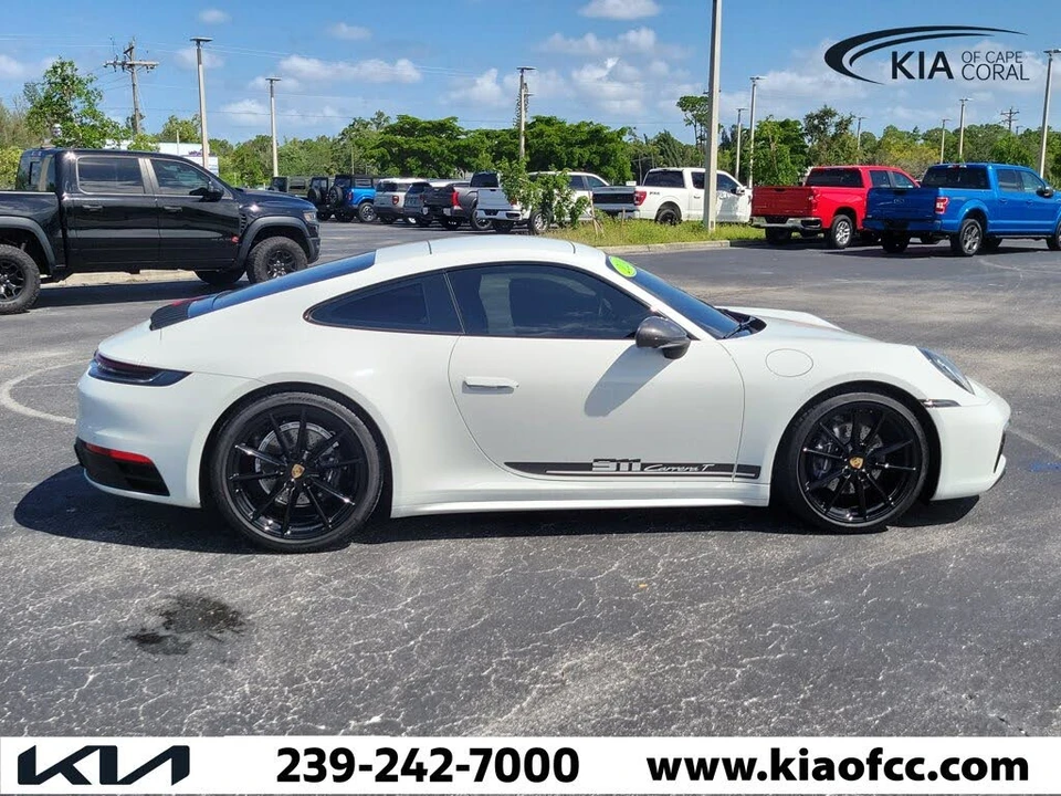 2024 Porsche 992 Carrera - Image 9 of 30