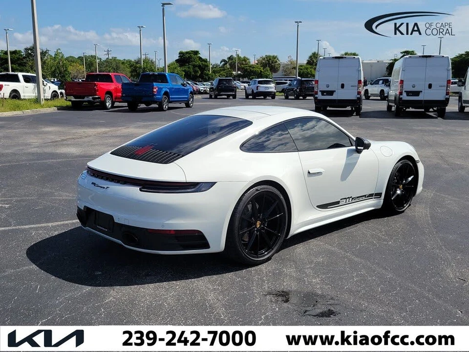 2024 Porsche 992 Carrera - Image 8 of 30