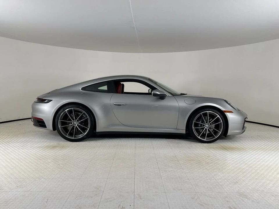 2024 Porsche 992 Carrera - Image 8 of 29