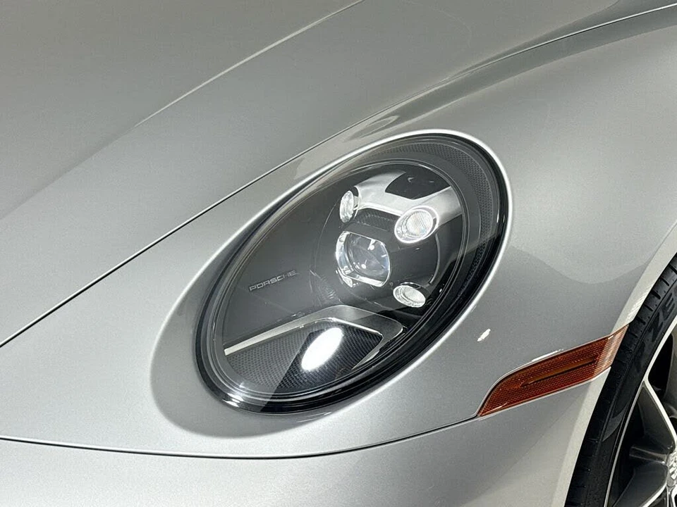 2024 Porsche 992 Carrera - Image 24 of 29