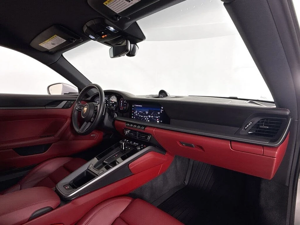2024 Porsche 992 Carrera - Image 17 of 29