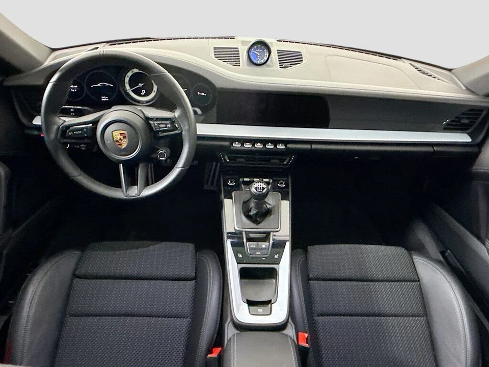 2024 Porsche 992 Carrera - Image 13 of 31