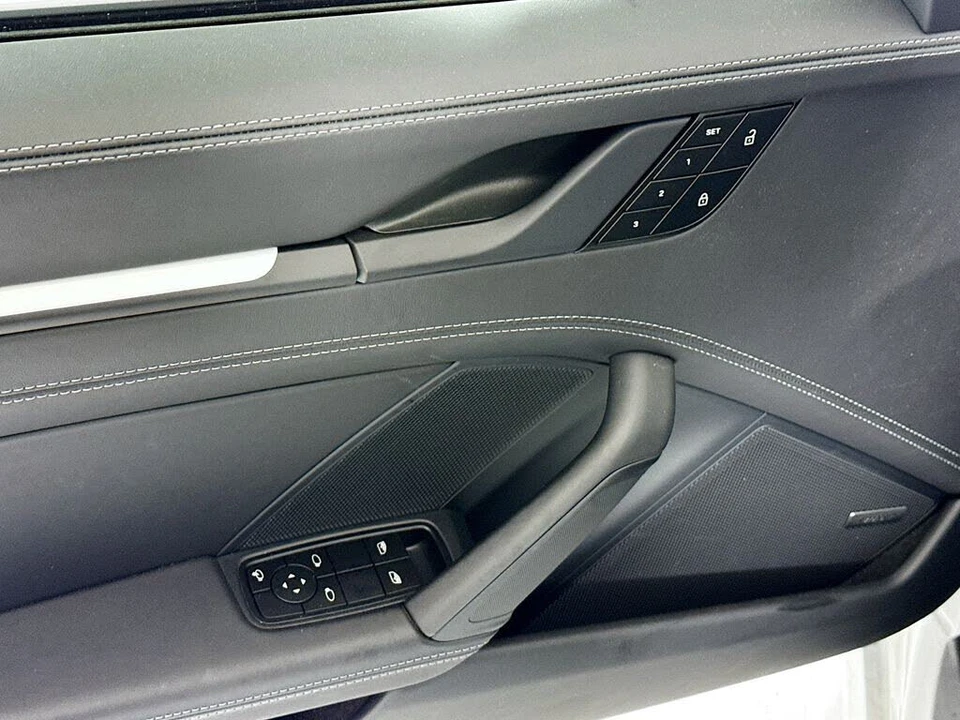 2024 Porsche 992 Carrera - Image 23 of 31