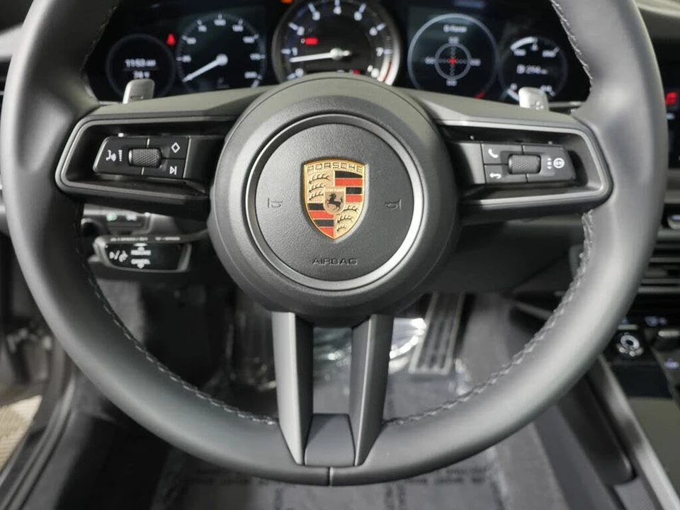 2024 Porsche 992 Carrera - Image 28 of 31