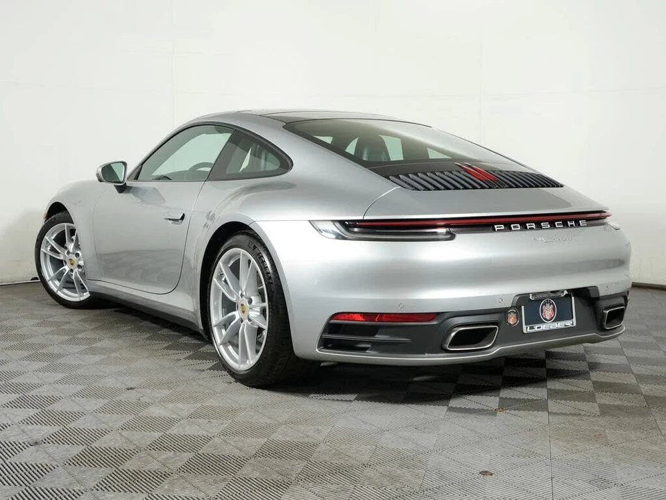 2024 Porsche 992 Carrera - Image 3 of 31