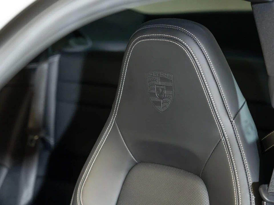 2024 Porsche 992 Carrera - Image 23 of 25