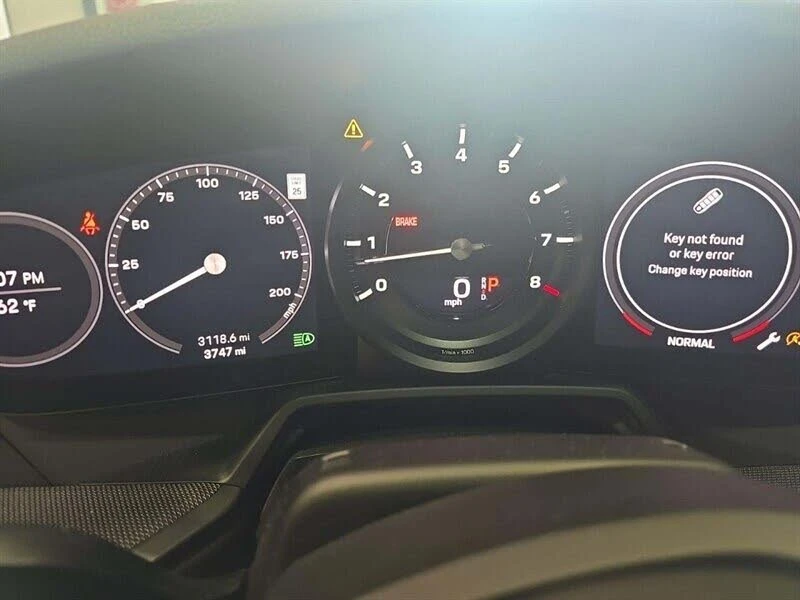 2024 Porsche 992 Carrera - Image 8 of 13