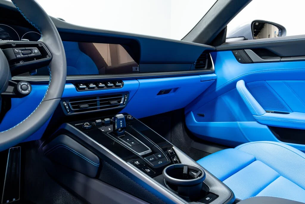 2024 Porsche 992 Carrera - Image 14 of 31