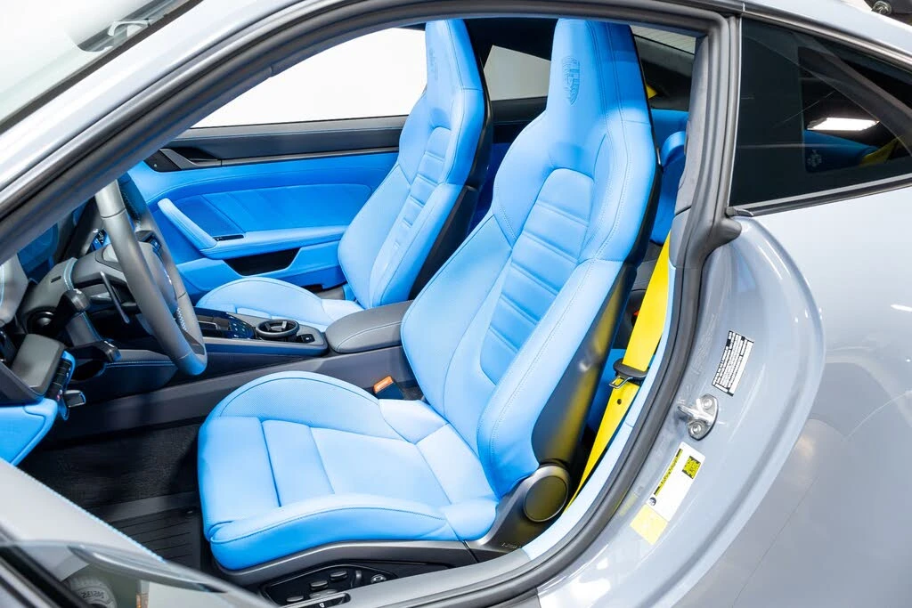 2024 Porsche 992 Carrera - Image 8 of 31