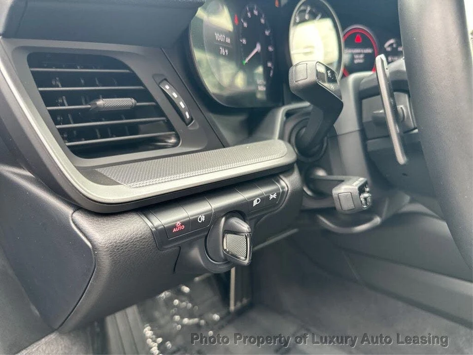 2024 Porsche 992 Carrera - Image 18 of 23