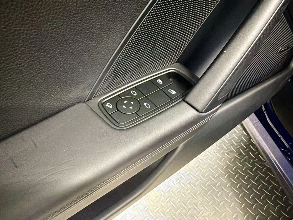 2024 Porsche 992 Carrera - Image 19 of 31