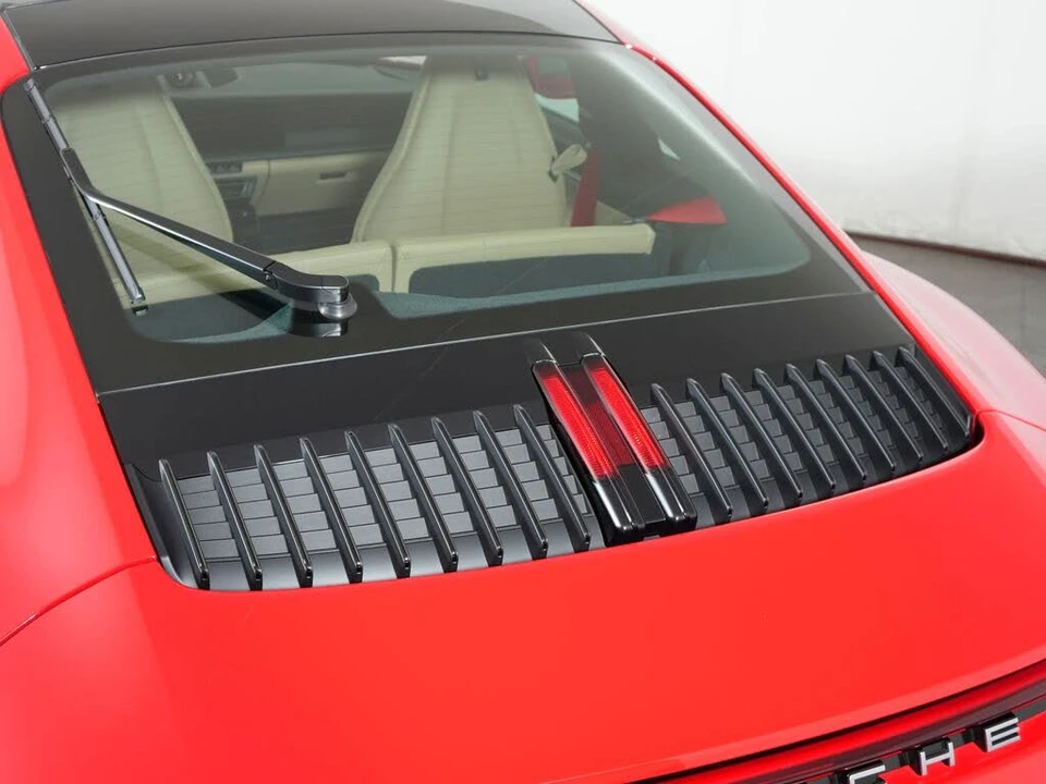 2024 Porsche 992 Carrera - Image 12 of 31