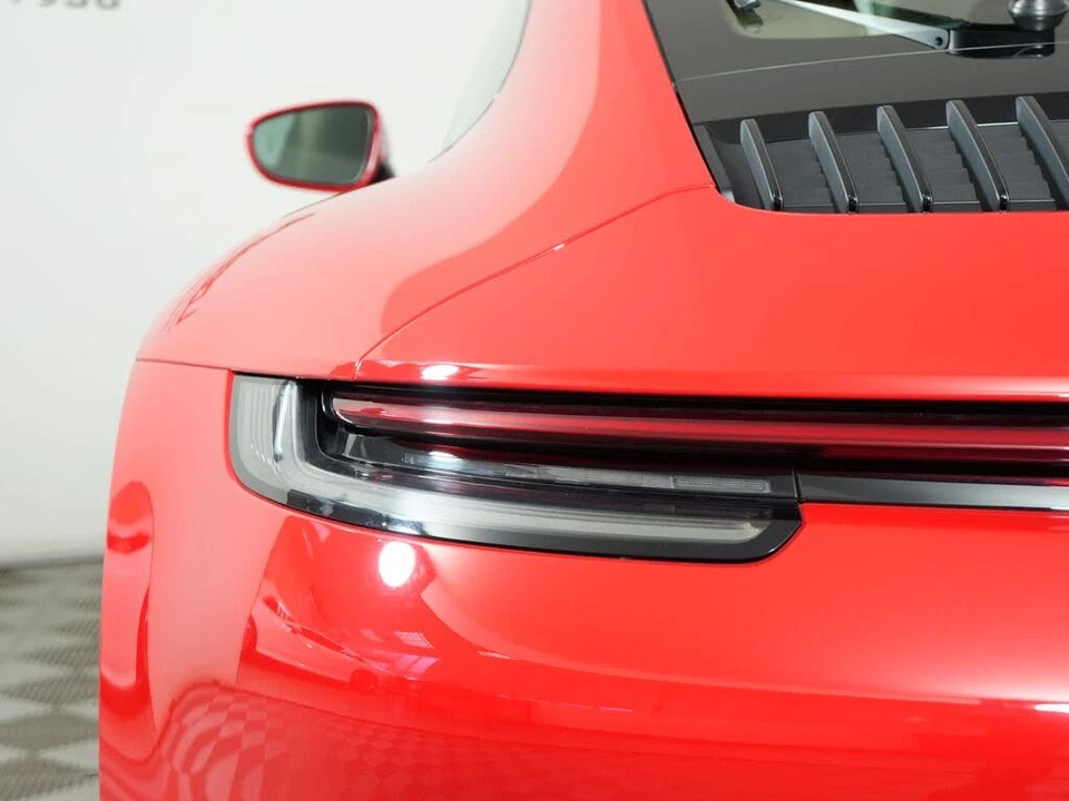 2024 Porsche 992 Carrera - Image 13 of 31