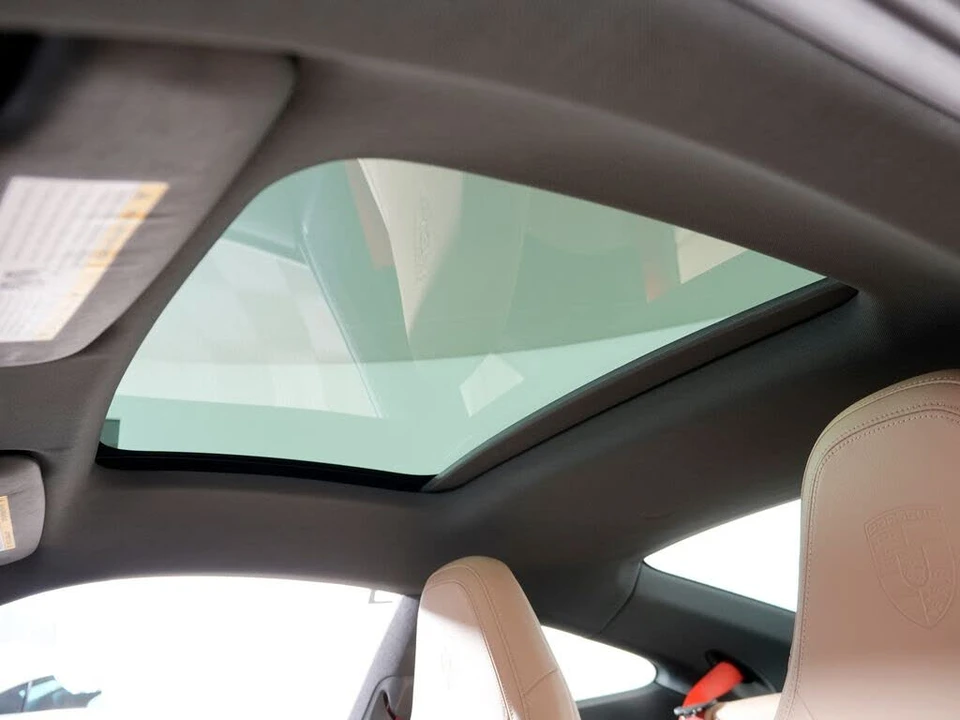 2024 Porsche 992 Carrera - Image 26 of 31