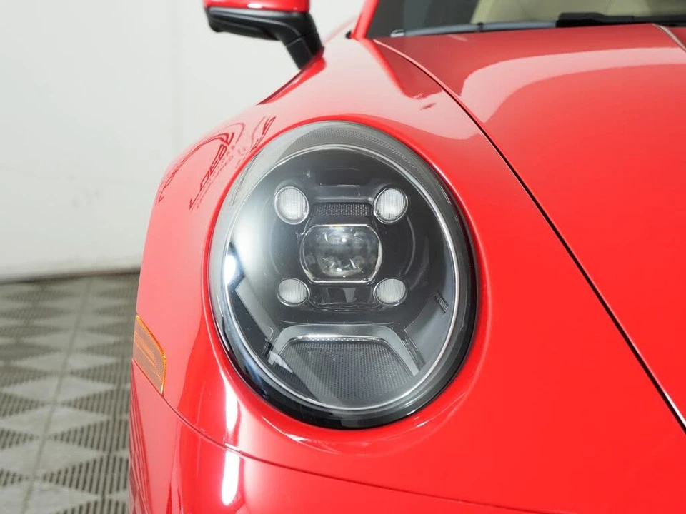 2024 Porsche 992 Carrera - Image 11 of 31