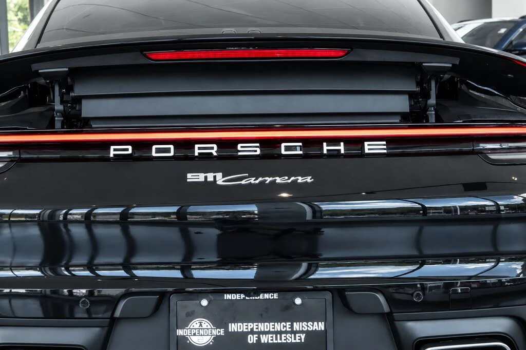 2024 Porsche 992 Carrera - Image 12 of 31