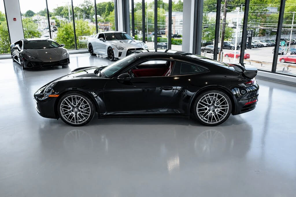 2024 Porsche 992 Carrera - Image 6 of 31
