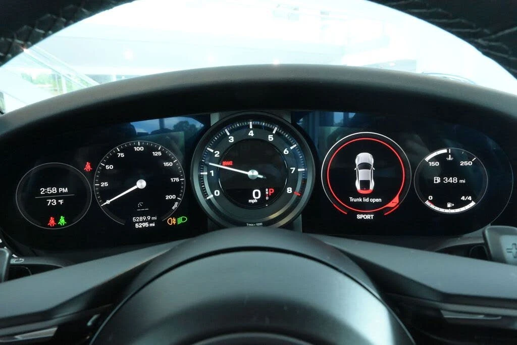 2024 Porsche 992 Carrera - Image 29 of 31