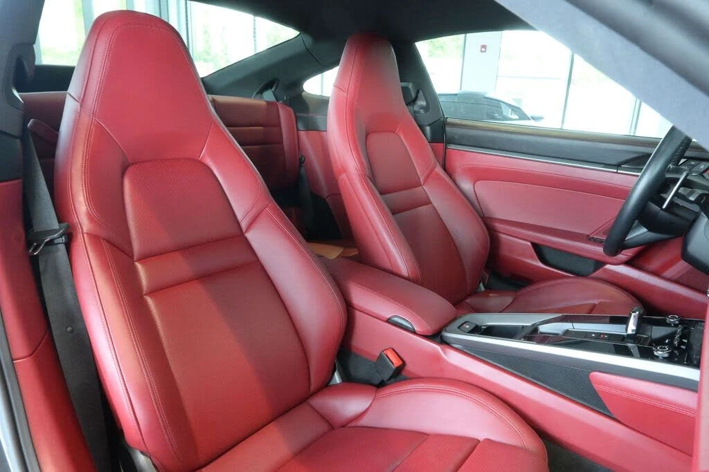 2024 Porsche 992 Carrera - Image 26 of 31