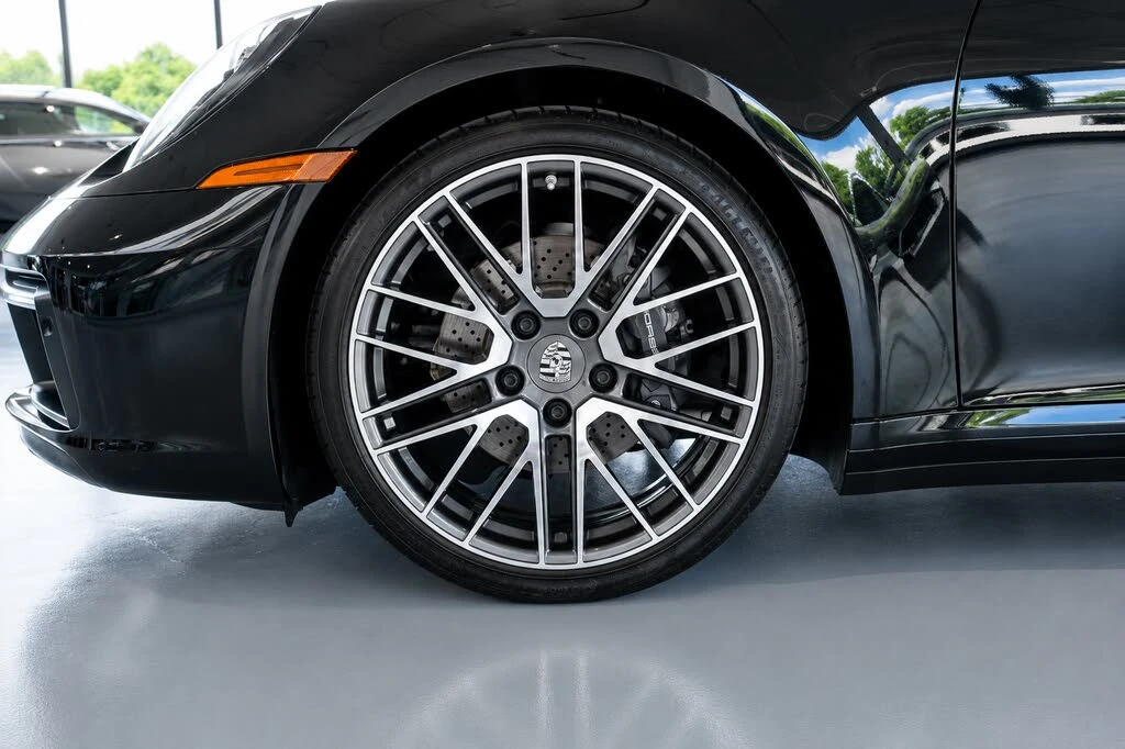 2024 Porsche 992 Carrera - Image 3 of 31
