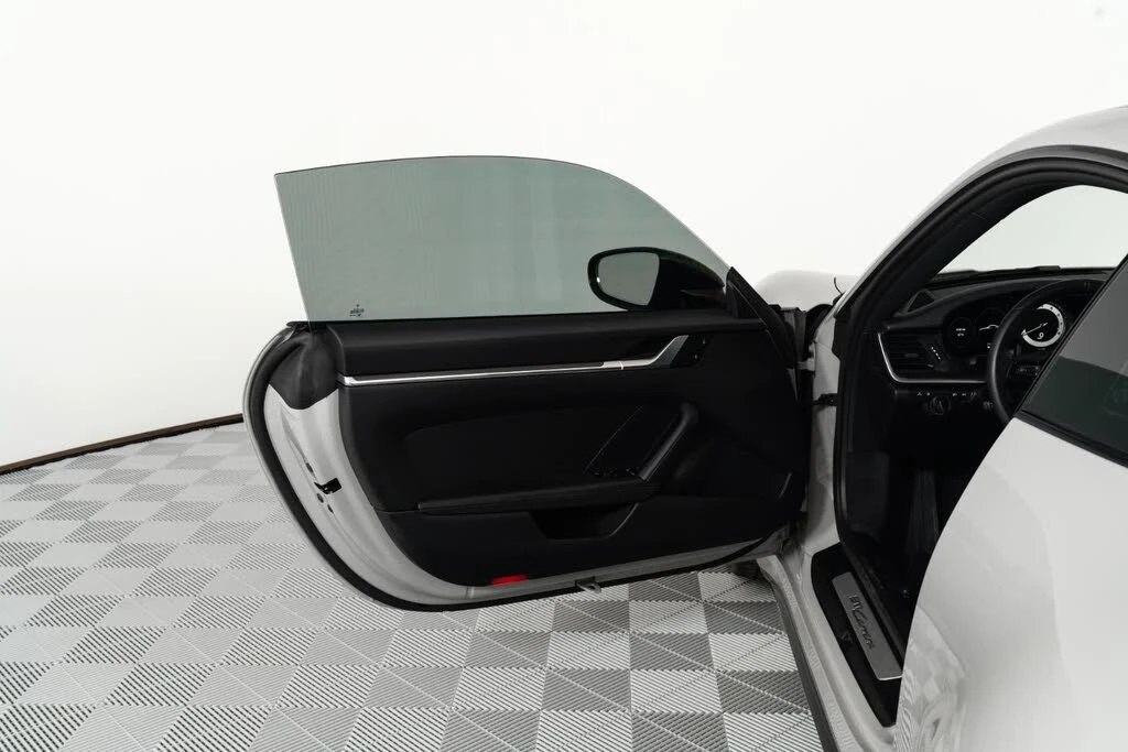 2024 Porsche 992 Carrera - Image 22 of 31